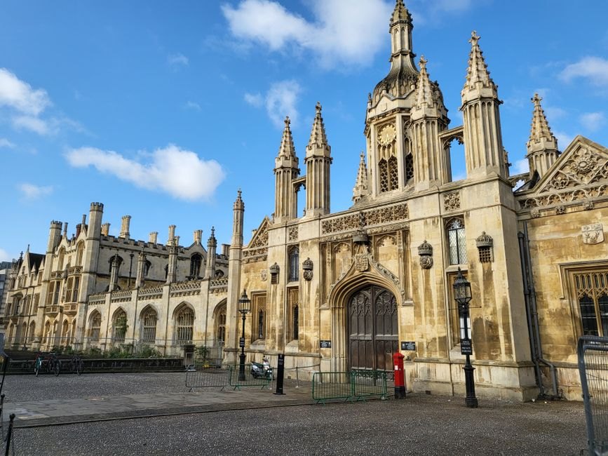 Cambridge Professor Dies Following Plagiarism Scandal