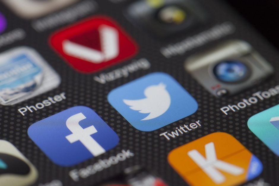 Meta Faces Major Legal Challenge Over Youth Safety