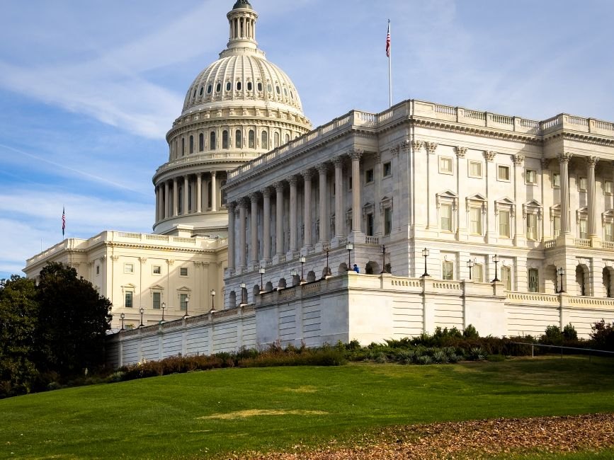 US Plans Strict Economic Limits on Iran
