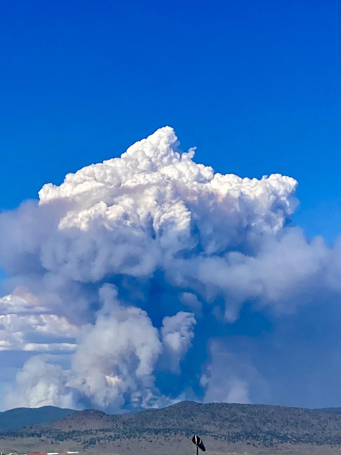 Reno Wildfire Forces Mass Evacuation of Nevada Residents