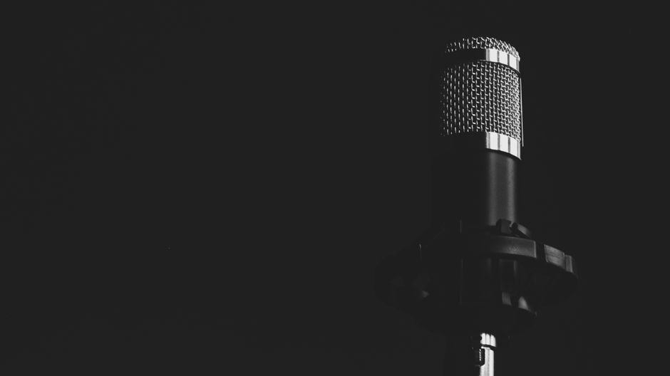 Dolly Parton: Music Star and Smart Business Owner