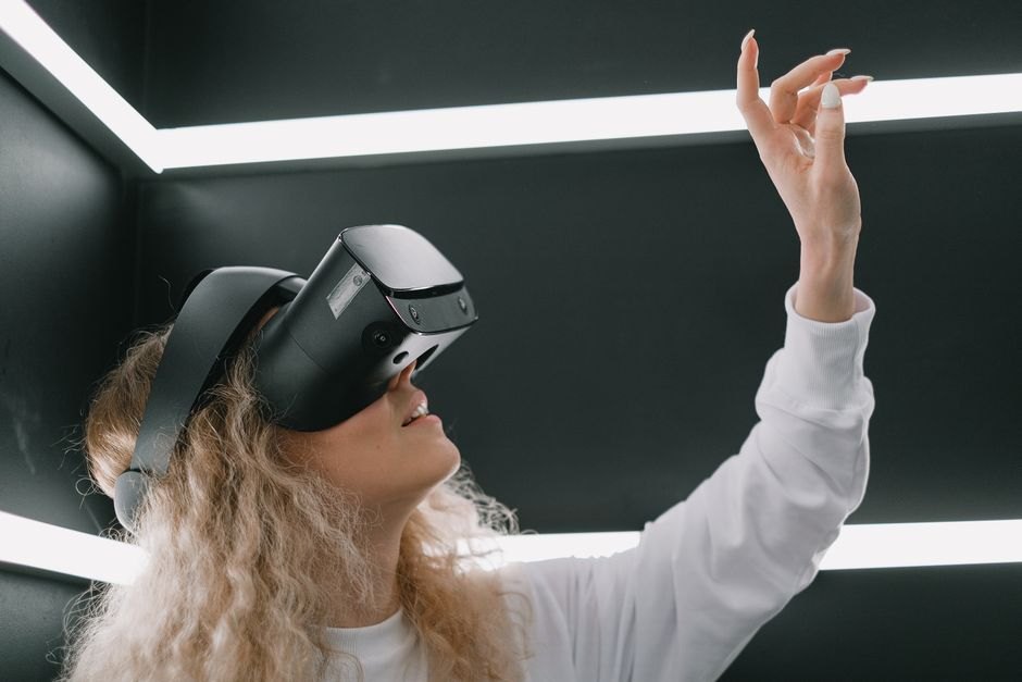 New VR Headset Costs Over 1000 Dollars