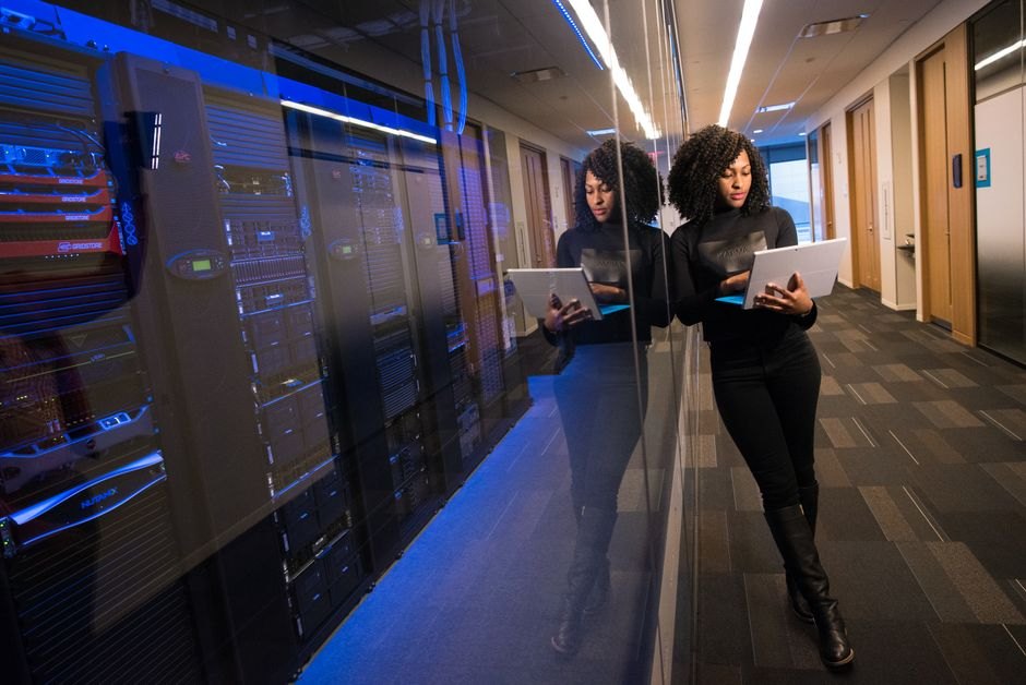 Some AI Workers Do Not Worry About AI Dangers