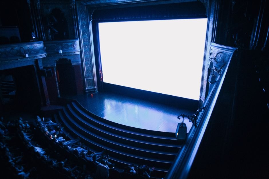 Blanchett Urges Theatre Patrons to Stop Recording Shows