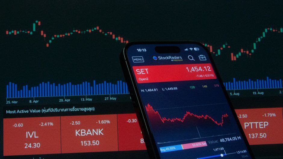 Anthropic Reports Strong Revenue Growth Ahead of Market Listing