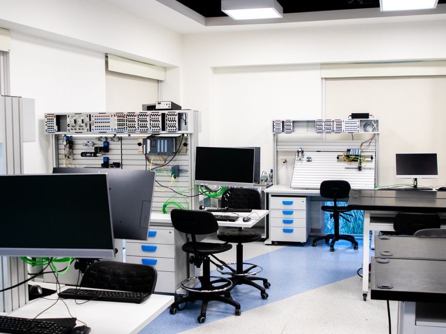 UK Launches Major AI Lab to Counter Biological Threats