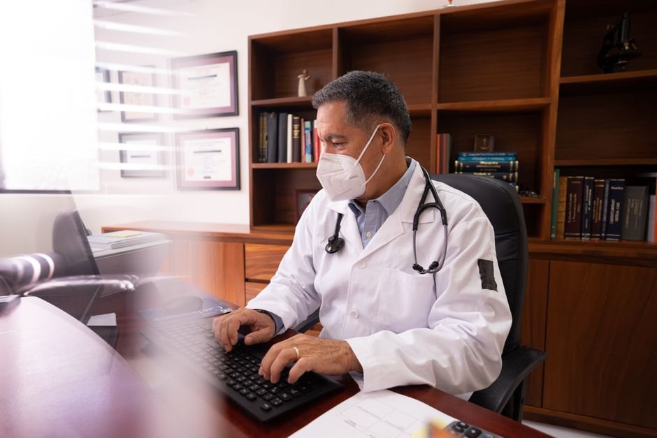 Doctor Loses Job After Speaking Up About Patient Safety